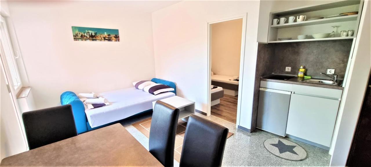 Apartments Prince & Tiffany โนวาลยา ภายนอก รูปภาพ